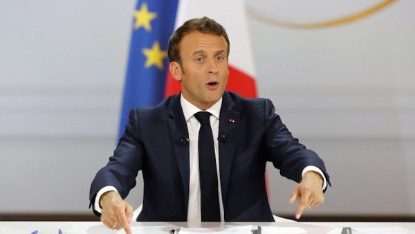 Conférence de presse : Macron affiche son mépris pour les Gilets Jaunes