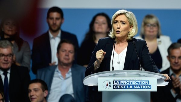 Les européennes se muent en présidentielles : le RN joue la carte du « vote utile » contre Macron