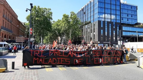 Journée de lutte pour les enseignants grévistes de Toulouse