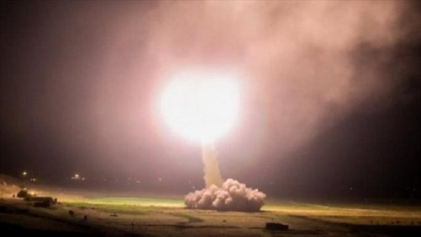 L'Iran réagit à l'agression des États-Unis par l'envoi de missiles contre des bases américaines en Irak