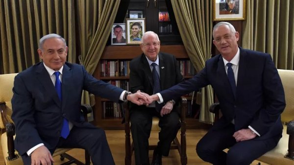 Netanyahu et Gantz forment un gouvernement. Une catastrophe pour le peuple palestinien