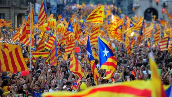 Catalogne. La résolution souverainiste votée, l'espagnolisme resserre les rangs et redouble son offensive