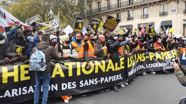 Acte 3 de la Marche des Solidarités : des milliers de personnes manifestent déterminées à Paris