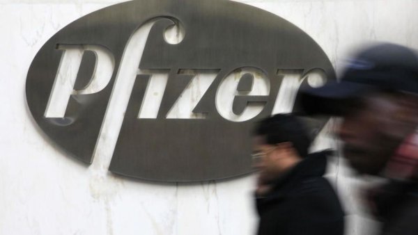 Pfizer devrait engranger 15 milliards de dollars grâce à son vaccin en 2021