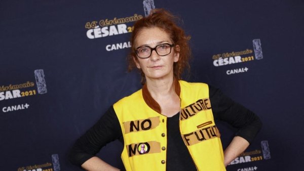 Sexisme et répression : des députés LR dénoncent Corinne Masiero à la Justice pour « exhibition »