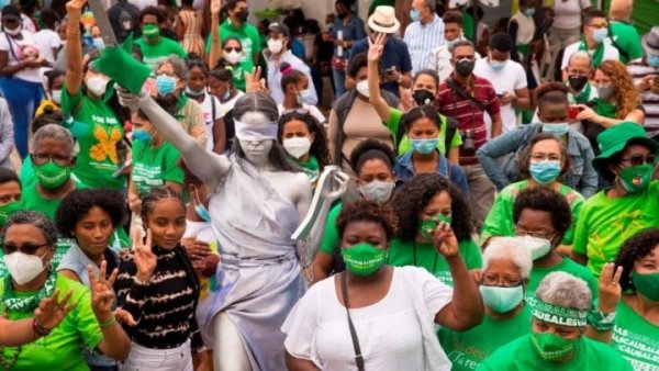 Saint-Domingue. Les dominicaines inondent la capitale pour le droit à l'avortement 