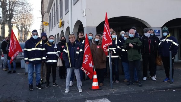 Reportage. Les postiers en grève à Agde pour des embauches et les conditions de travail