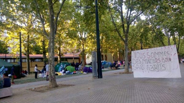 Toulouse. 150 mineurs isolés étrangers à la rue, une "bonne nouvelle" d'après le maire