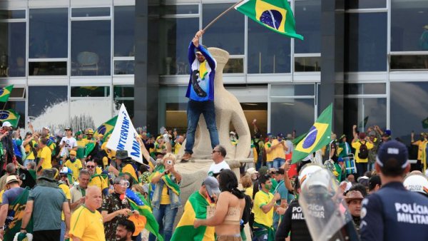 Brésil. Diana Assunção : « Il faut combattre l'extrême-droite par les méthodes de la lutte des classes »