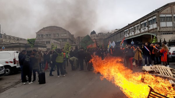 SNCF, RATP, Tisséo, RTM : la grève massive a paralysé les transports dans toute la France
