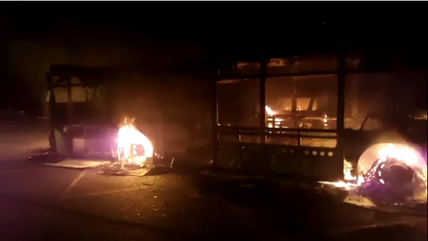 Beaumont-sur-Oise : un bus et 5 voitures incendiés après la mise en détention de Youssouf et Bagui Traoré