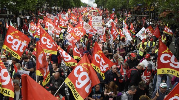 Vote FN : dans les syndicats ouvriers, le vote frontiste recule