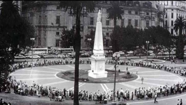 Argentine. Il y a 40 ans les Mères de la Place de Mai lançaient leur lutte contre la dictature