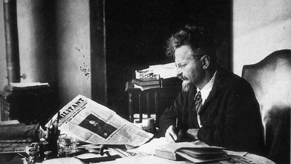 Trotsky, le spectre de la révolution