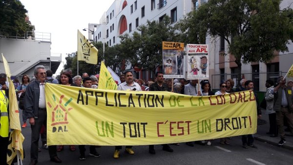 Baisse des APL. Manifestation à Paris