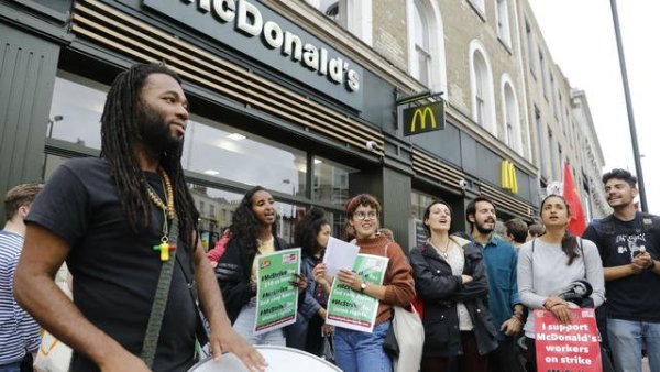  Royaume-Uni. Grève dans deux McDonald's, une première historique !