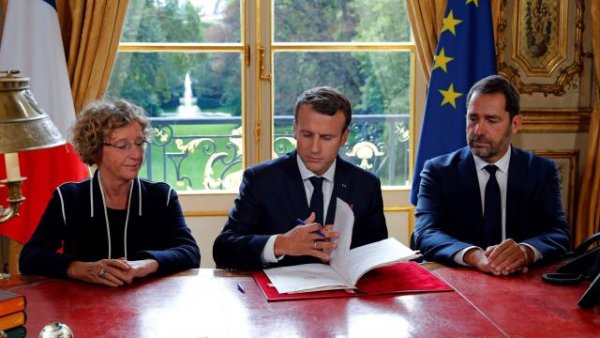 C'est officiel, Macron signe ses ordonnances : Préparons un plan de bataille à la hauteur des attaques !