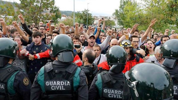 Soutien inconditionnel à la rébellion du peuple catalan et à son droit à l'autodétermination