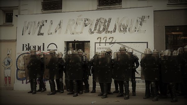 Procès politique : affaire du quai de Valmy, de très lourdes peines contre les camarades 