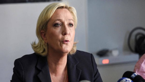 Front National : Marine Le Pen seule candidate à la tête du parti 
