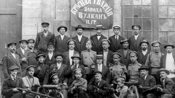 Octobre 1917 : insurrection prolétarienne ou coup d'Etat ?