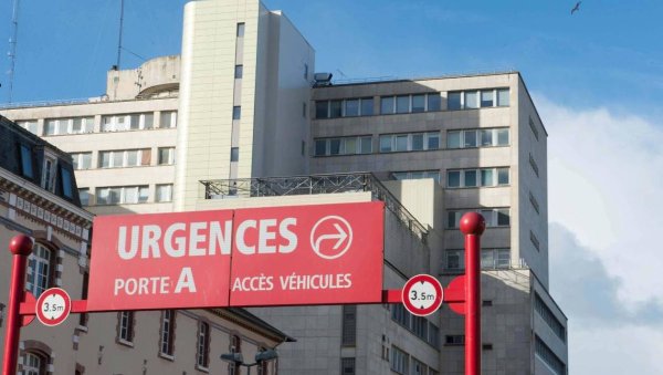 « Urgences saturées » : mort d'une femme sur un brancard au CHU de Rennes