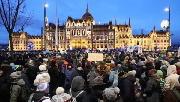 Hongrie. La jeunesse et le monde du travail contre les réformes néolibérales de Orban