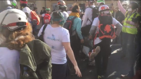 VIDEO. Toulouse : Un Gilet Jaune, blessé, inanimé et évacué au CHU après une charge de CRS