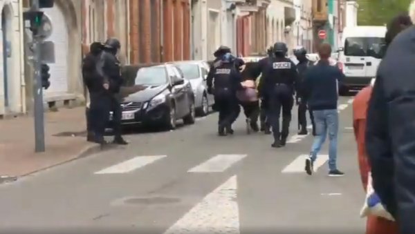 VIDEOS. Acte 24. Lille : Brutales charges policières, arrestations et humiliation contre les manifestants 