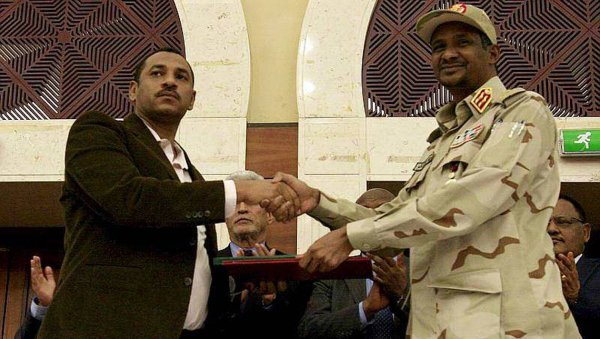 Soudan : signature d'un accord qui légitime la présence des militaires à la tête du pays 