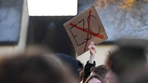  Lyon. Les lycéens mobilisés contre les E3C violemment réprimés
