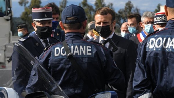 Offensive anti-immigration : Macron annonce un doublement des forces de contrôle aux frontières 