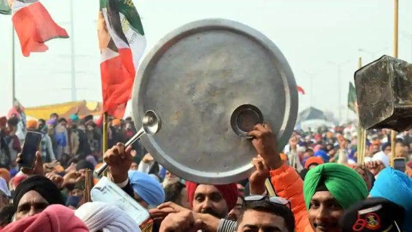 Inde : après un mois de blocage de New Delhi, le gouvernement propose des négociations