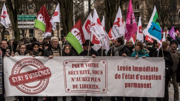 Succès des mobilisations contre l'état d'urgence partout en France
