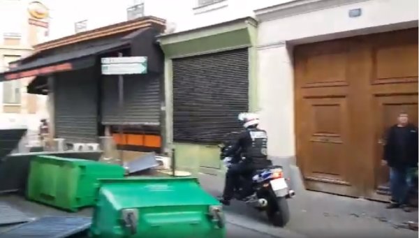 VIDEO. Nouvelle stratégie policière : les motards font la chasse aux Gilets jaunes