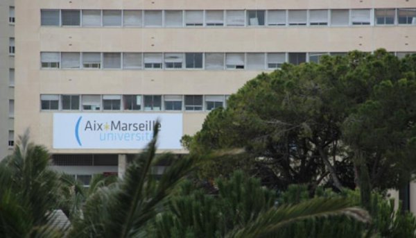 A Marseille, un rassemblement devant la faculté Saint Charles