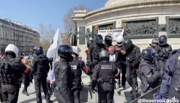 Répression : l'organisateur d'un hommage à Yvan Colonna interpellé par 15 policiers à Paris