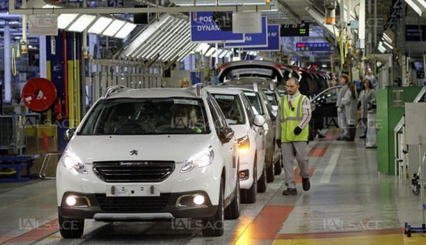 PSA annonce la production d'un nouveau véhicule à Mulhouse… mais sans embauche en CDI !