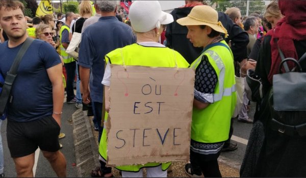 VIDEOS. Marche pour Adama : les manifestants scandent « Où est Steve ? »