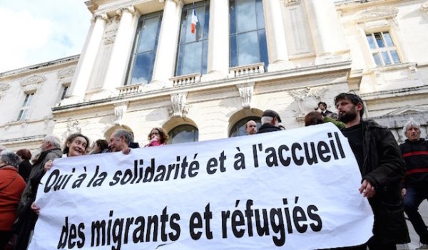 Le délit de solidarité inscrit dans la loi Asile et migration