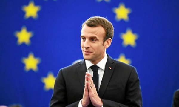 Macron lance sa campagne des européennes sur le dos des migrants