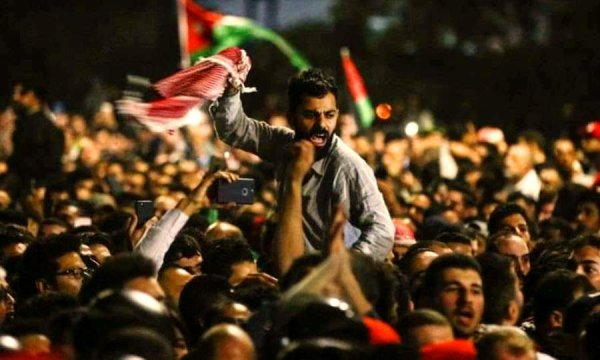 Jordanie. Grève générale et mobilisations font tomber le premier ministre 