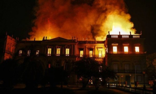 Brésil : Incendie tragique dans l'un des plus grands musées au monde
