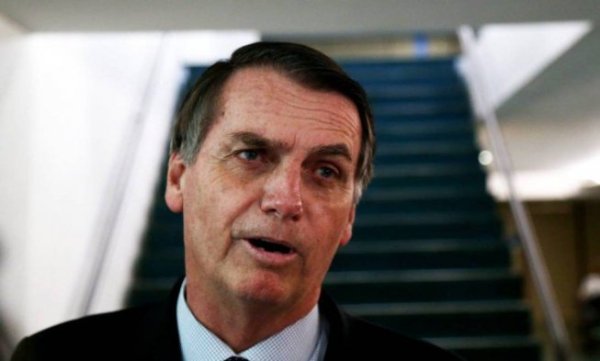 Bolsonaro l'ultralibéral : « nous allons privatiser 50 entreprises d'Etat en un an »