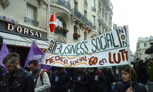 Les travailleurs sociaux ont pris la rue ce 20 novembre