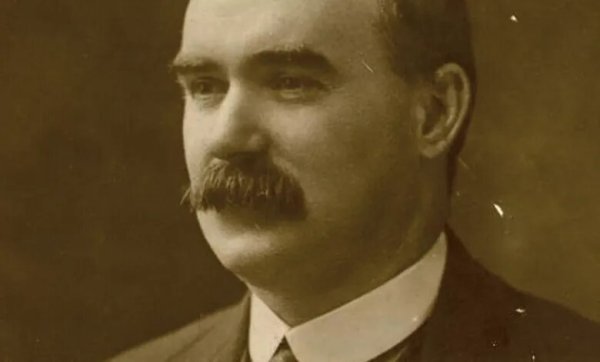 Pourquoi les ouvriers doivent détester la royauté par James Connolly, révolutionnaire irlandais (1910)