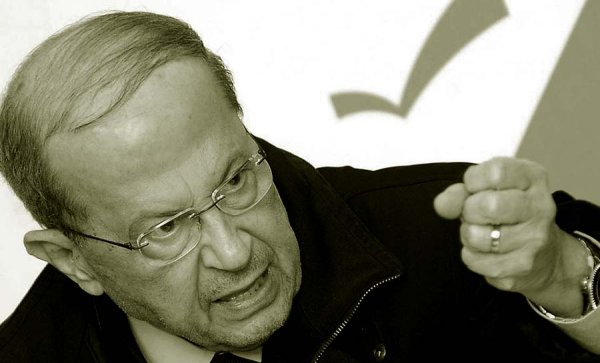 Qui est Michel Aoun, l'homme qui tire les ficelles derrière Hariri ? 