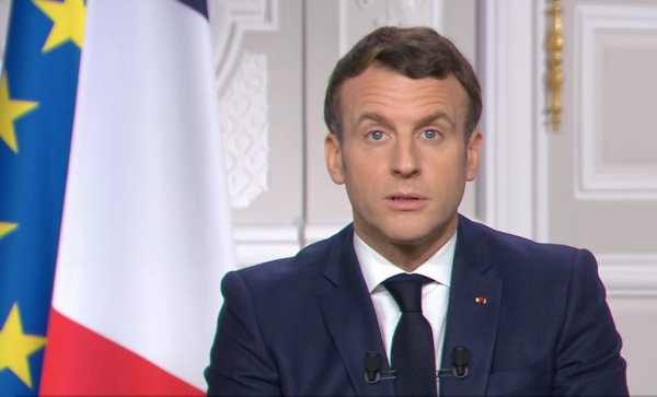 Les voeux hypocrites de Macron pour masquer le désastre sanitaire de 2020