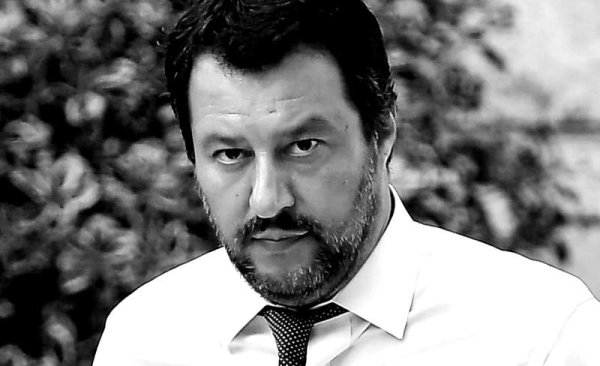 Europe forteresse. Salvini joue à la surenchère anti-migrant