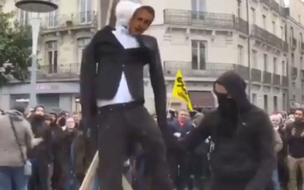 Nantes. Pendaison d'un mannequin à l'effigie de Macron, deux hommes condamnés à des stages de citoyenneté